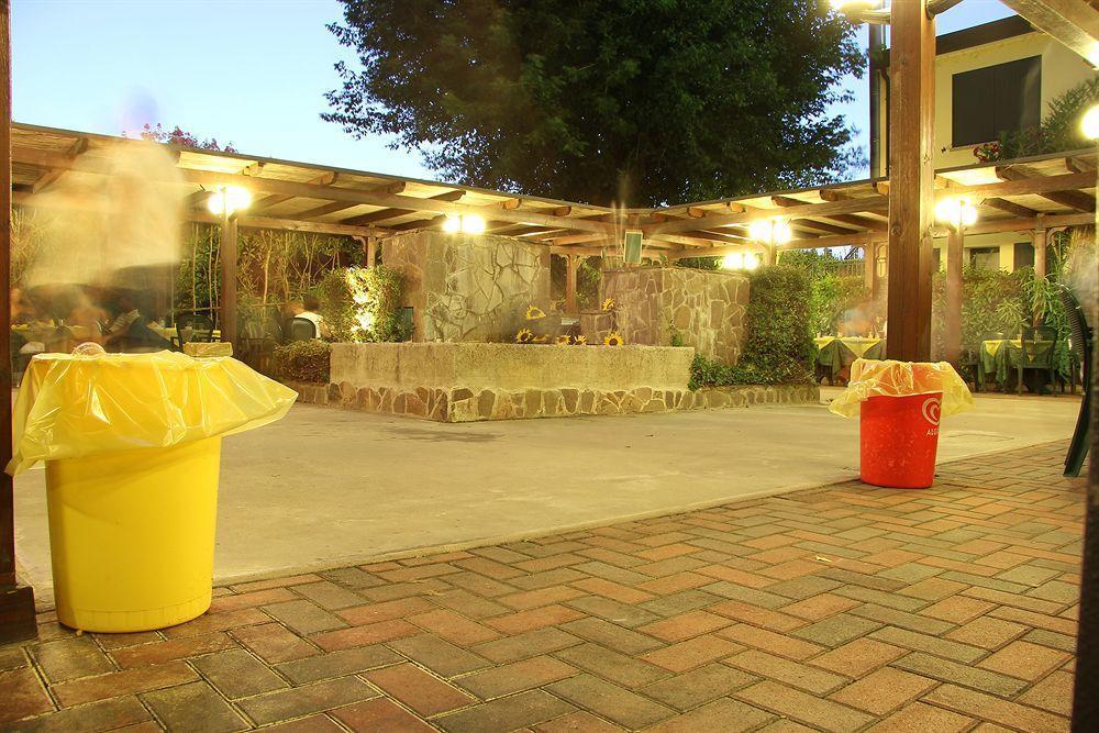 Hotel Gran Delta Di Alba-Invest Srl Rosolina Bagian luar foto